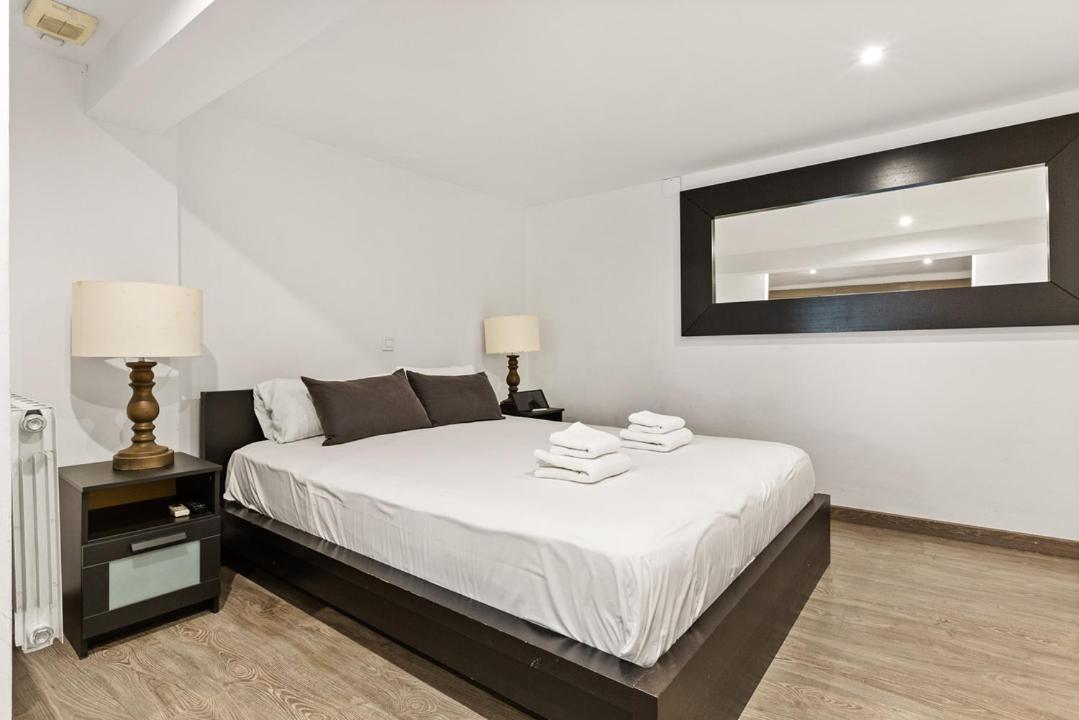 Hotel Fabulous & Unforgettable Barcellona Esterno foto