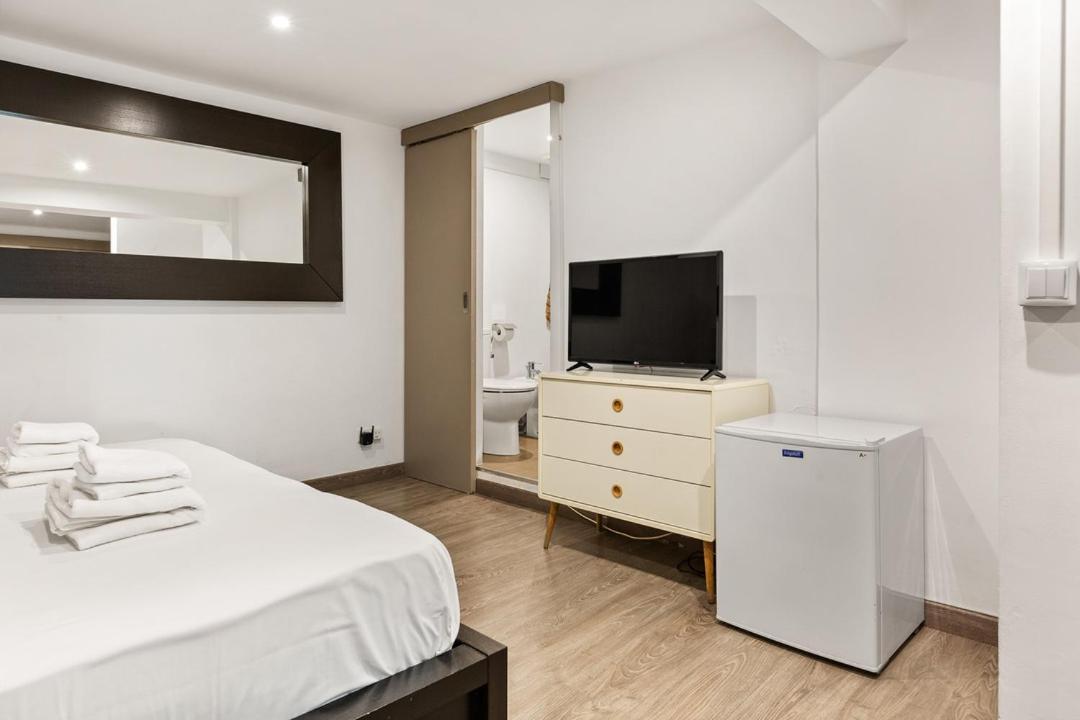 Hotel Fabulous & Unforgettable Barcellona Esterno foto