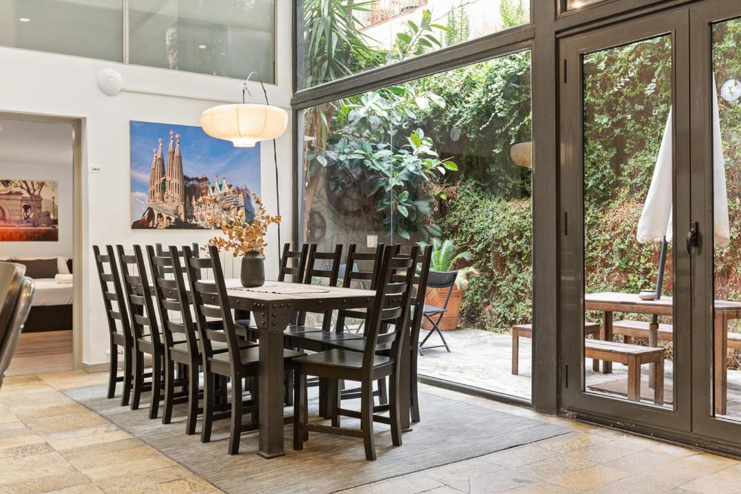 Hotel Fabulous & Unforgettable Barcellona Esterno foto