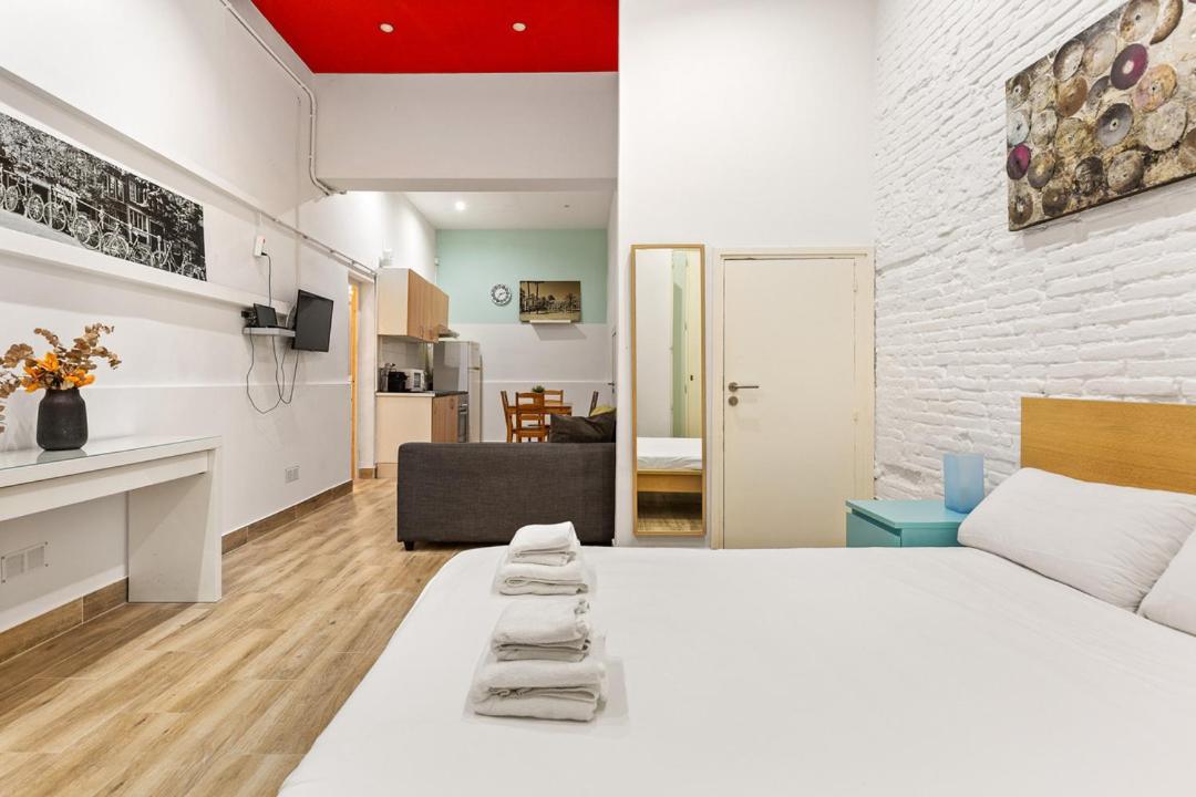 Hotel Fabulous & Unforgettable Barcellona Esterno foto